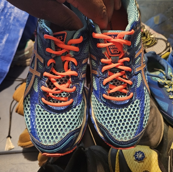 Asics Womens gel cumulus size 7.5 plus gift included - Picture 3 of 7